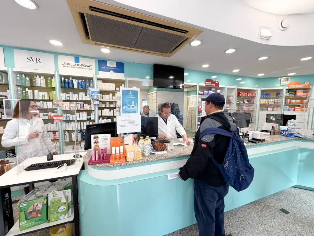 farmacie riunite farmacia centrale guarnieri genova